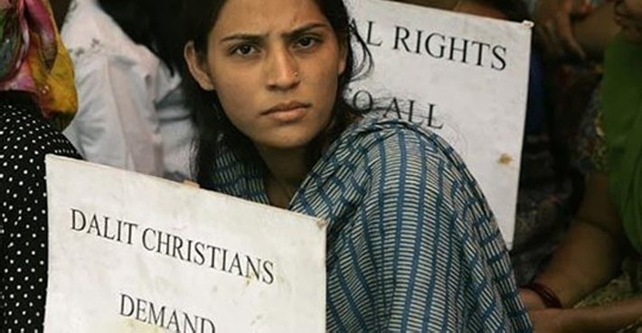 India Christians protest discrimination against Christian Dalits on August 10, the date in 1947 that the affirmative action law excluding Christians was signed into law.